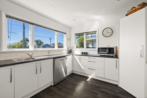 Photo of property in 41 Cotswold Avenue, Bishopdale, Christchurch, 8053