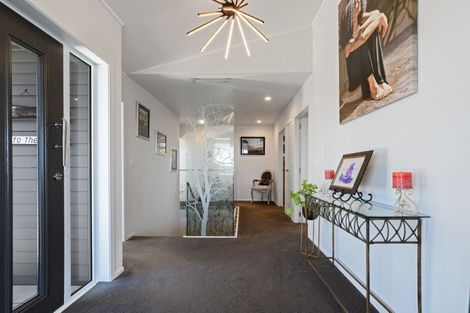 Photo of property in 6 Western Road, Otumoetai, Tauranga, 3110