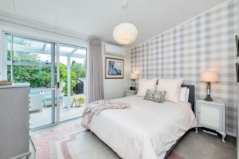 Photo of property in 6 Tyne Road, Forrest Hill, Auckland, 0620