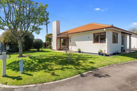 Photo of property in Cotswold Court, 2/8 Cheyne Road, Pyes Pa, Tauranga, 3112