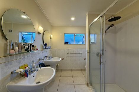 Photo of property in 34 Hythe Terrace, Mairangi Bay, Auckland, 0630