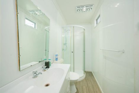 Photo of property in 3/132 Esplanade, Kaikoura, 7300