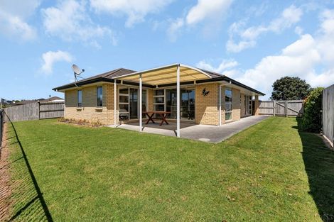 Photo of property in 12 Sando Way, One Tree Point, 0118