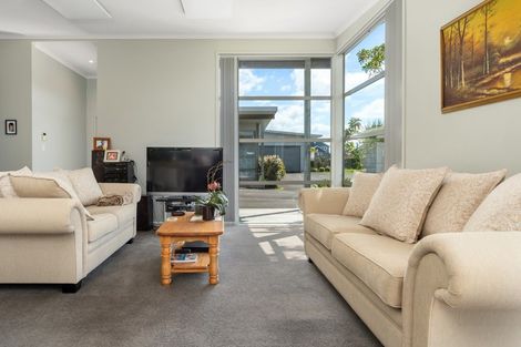 Photo of property in 147 Hamurana Road, Omokoroa, 3114