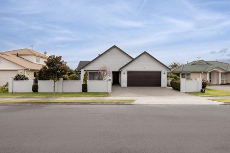 Photo of property in 36 Montego Drive, Papamoa Beach, Papamoa, 3118