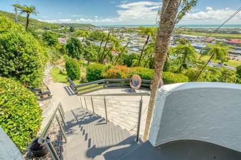 Photo of property in 41 Puketahi Street, Greymouth, 7805