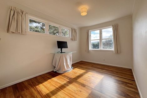 Photo of property in 99 Melbourne Road, Island Bay, Wellington, 6023