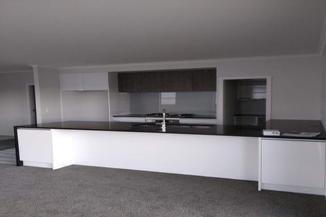 Photo of property in 18 Schooner Drive, Whitby, Porirua, 5024