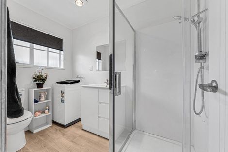 Photo of property in 19f Victoria Avenue, Waiuku, 2123