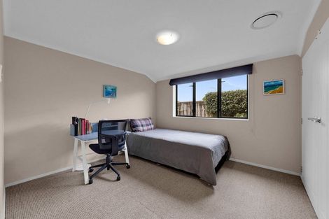 Photo of property in 48 Wiltshire Drive, Huntington, Hamilton, 3210