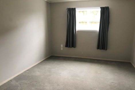 Photo of property in 478 Don Buck Road, Massey, Auckland, 0614