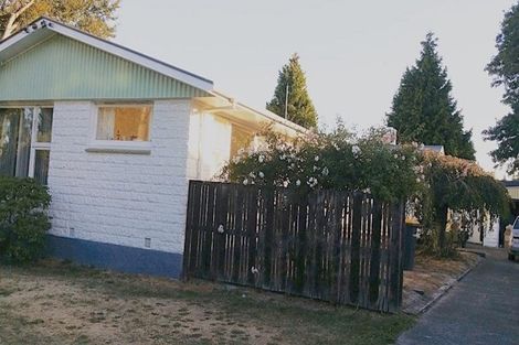Photo of property in 21 Woodbury Street, Avonhead, Christchurch, 8042