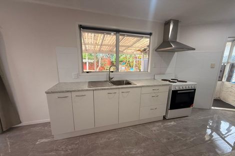 Photo of property in 58 Everglade Drive, Goodwood Heights, Auckland, 2105