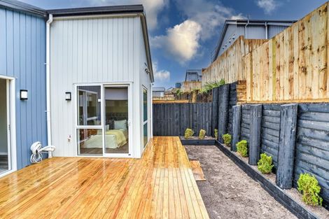 Photo of property in 49 Puwha Street, Massey, Auckland, 0614