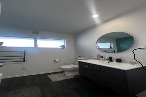 Photo of property in 10 Ambler Avenue, Glen Eden, Auckland, 0602
