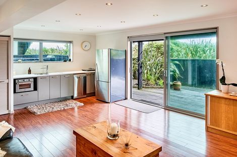 Photo of property in 215 Manly Street, Paraparaumu Beach, Paraparaumu, 5032