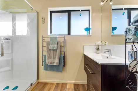 Photo of property in 10 Carmello Grove, Richmond, 7020