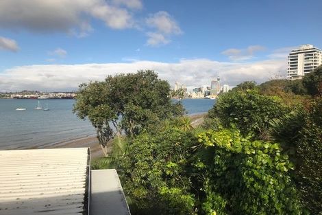 Photo of property in 15/1a Stanley Point Road, Stanley Point, Auckland, 0624