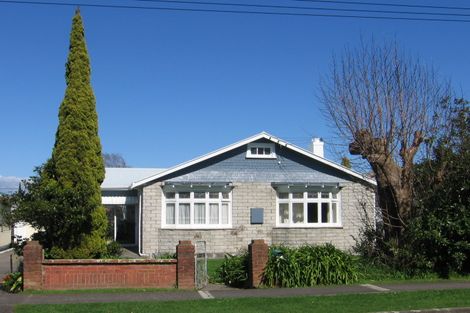 Photo of property in 12 Thynne Street, Foxton, 4814