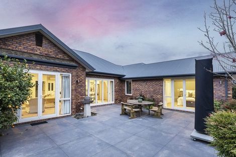 Photo of property in 28 Glen Oaks Drive, Northwood, Christchurch, 8051