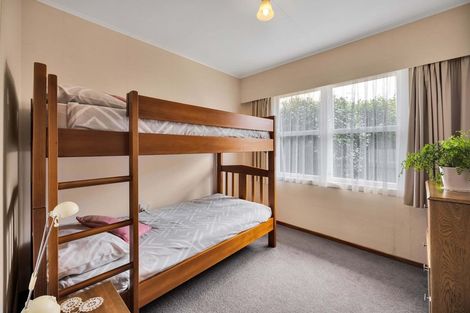 Photo of property in 1 Reid Avenue, Hawera, 4610