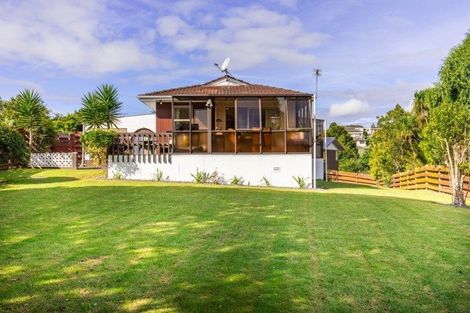 Photo of property in 44 Cardiff Road, Pakuranga, Auckland, 2010