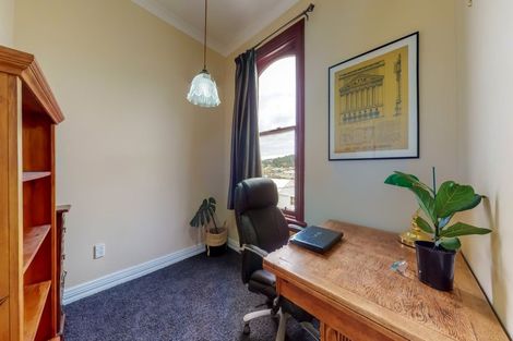 Photo of property in 16 Hall Street, Newtown, Wellington, 6021