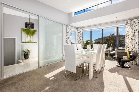 Photo of property in 6 The Fjord, Aotea, Porirua, 5024