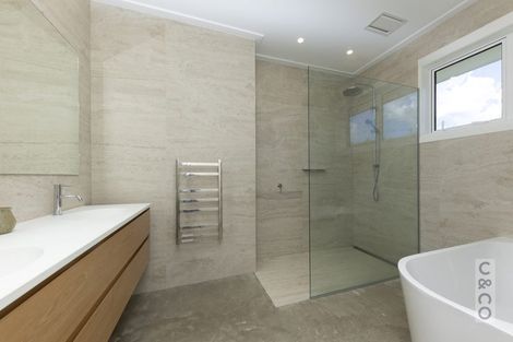 Photo of property in 88 Taupaki Road, Taupaki, 0782