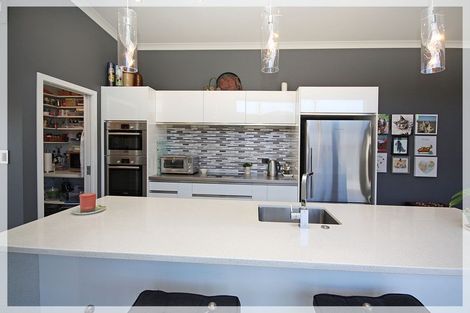 Photo of property in 28 Andrews Street, Foxton Beach, Foxton, 4815