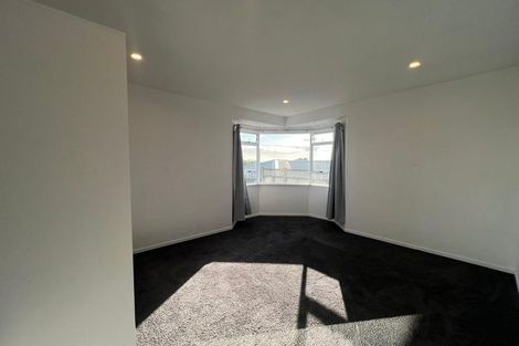 Photo of property in 11 Chilman Street, Strandon, New Plymouth, 4312