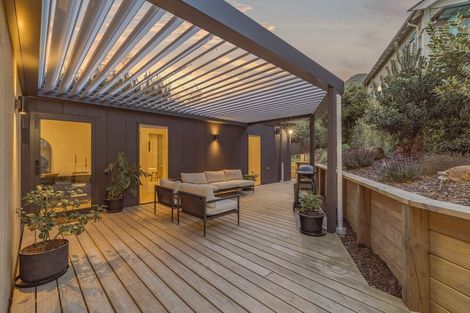 Photo of property in 4 Godley Quay, Lyttelton, 8082