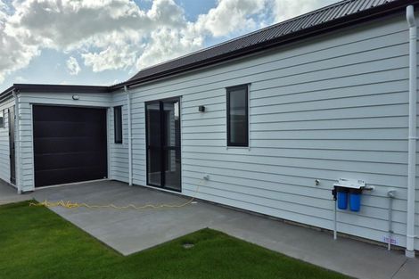 Photo of property in 12 Mataikokako Loop, Kawakawa Bay, 2585