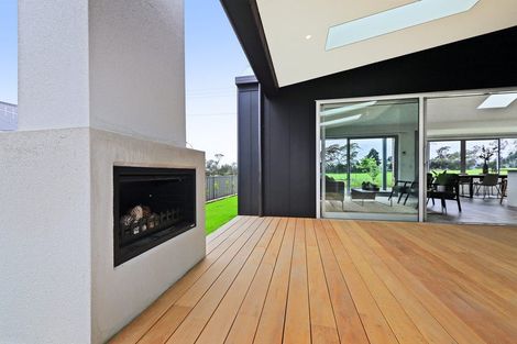 Photo of property in 20 Whangaehu Place, Te Awa, Napier, 4110