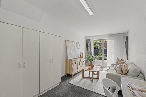 Photo of property in 2/14c Cashmere Road, Cashmere, Christchurch, 8022