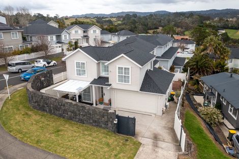 Photo of property in 2 Bela Vista Boulevard, Swanson, Auckland, 0614