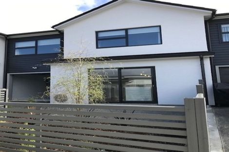 Photo of property in 17 Karearea Avenue, Kenepuru, Porirua, 5022