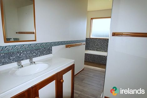 Photo of property in 16 Hewitts Road, Woodend, 7610