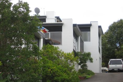 Photo of property in 2/9 Marama Street, Castor Bay, Auckland, 0620