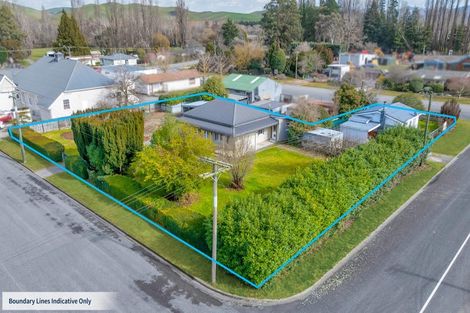 Photo of property in 7 Cheviot Street, Waiau, 7332
