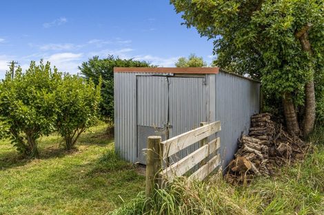 Photo of property in 318 Kuku Beach Road, Kuku, Levin, 5570