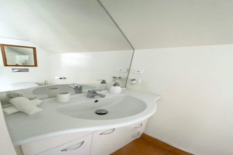 Photo of property in 25 Jane Deans Close, Riccarton, Christchurch, 8011