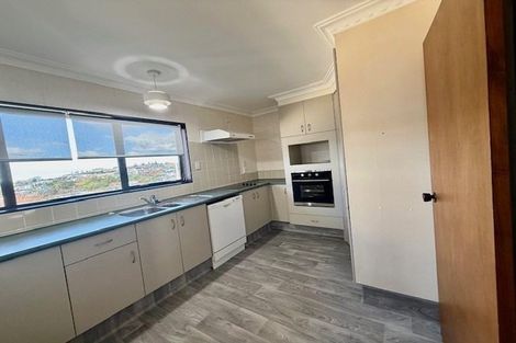 Photo of property in 9b Tirinui Crest Road, Otumoetai, Tauranga, 3110