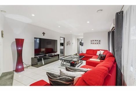 Photo of property in 129 Alfriston Road, Manurewa, Auckland, 2105