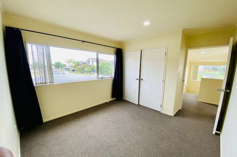 Photo of property in 42 Kokako Rise, Papakura, 2110