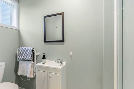 Photo of property in 2/57 Simla Crescent, Khandallah, Wellington, 6035