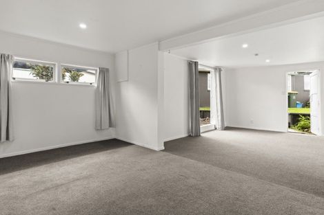 Photo of property in 91 Omokoroa Road, Omokoroa, 3114