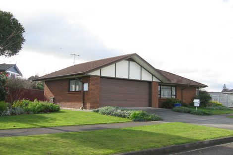 Photo of property in 20 Tudor Grove, Feilding, 4702