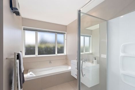 Photo of property in 77 Newman Road, Rolleston, 7614