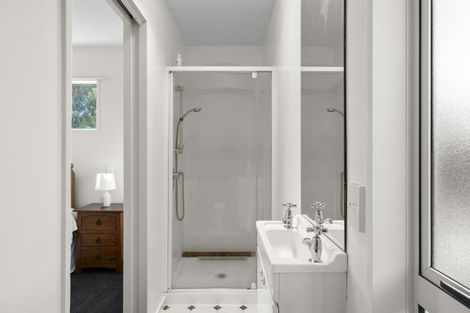 Photo of property in 7 Castleview Lane, Heathcote Valley, Christchurch, 8022